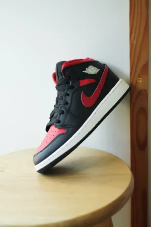 AIR JORDAN 1 MID (GS) BLACK/VARSITY RED-SUMMIT WHITE
