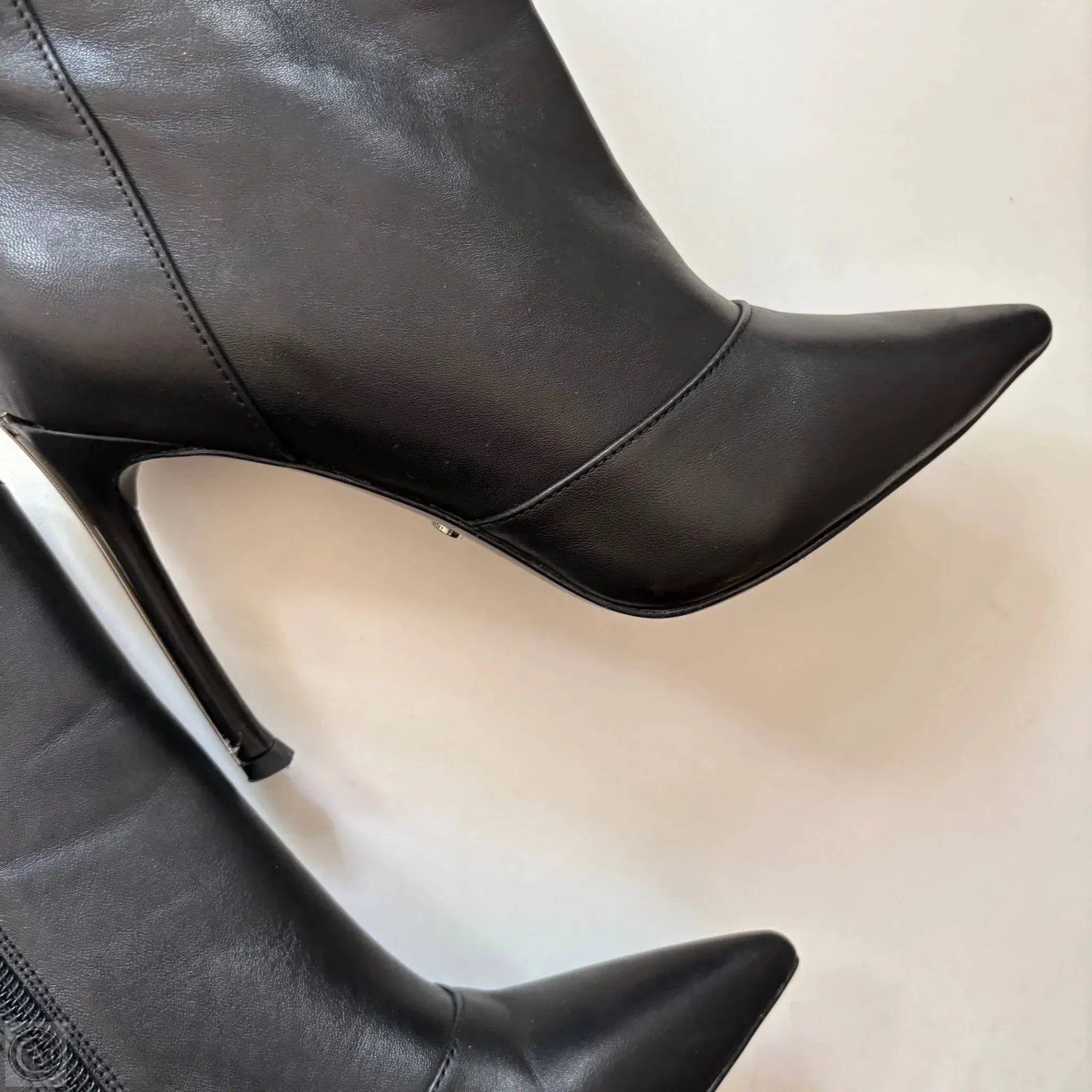 Boots Luxury Designer By Dior In Black, Size: 9