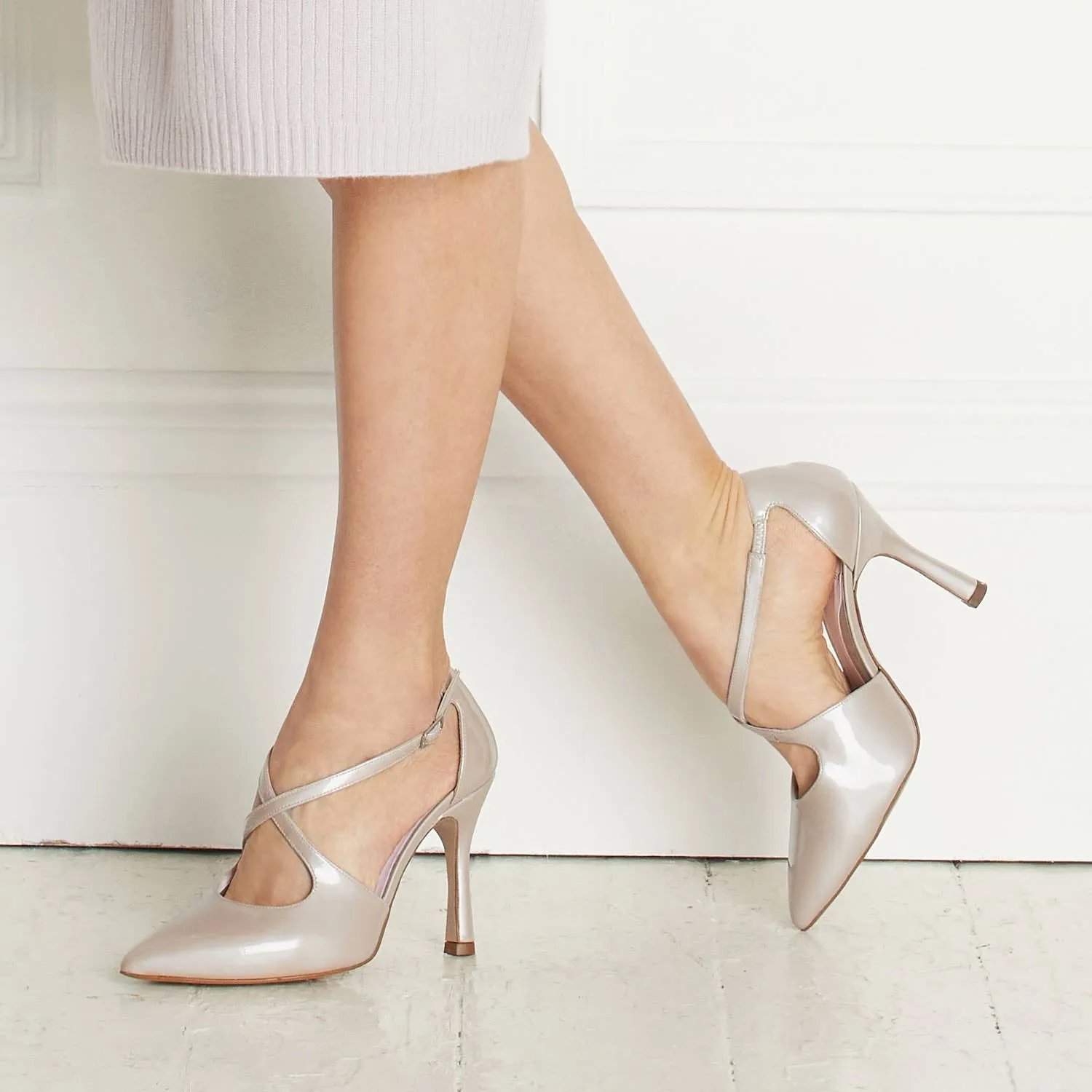 Poet: Pale Taupe Patent Leather