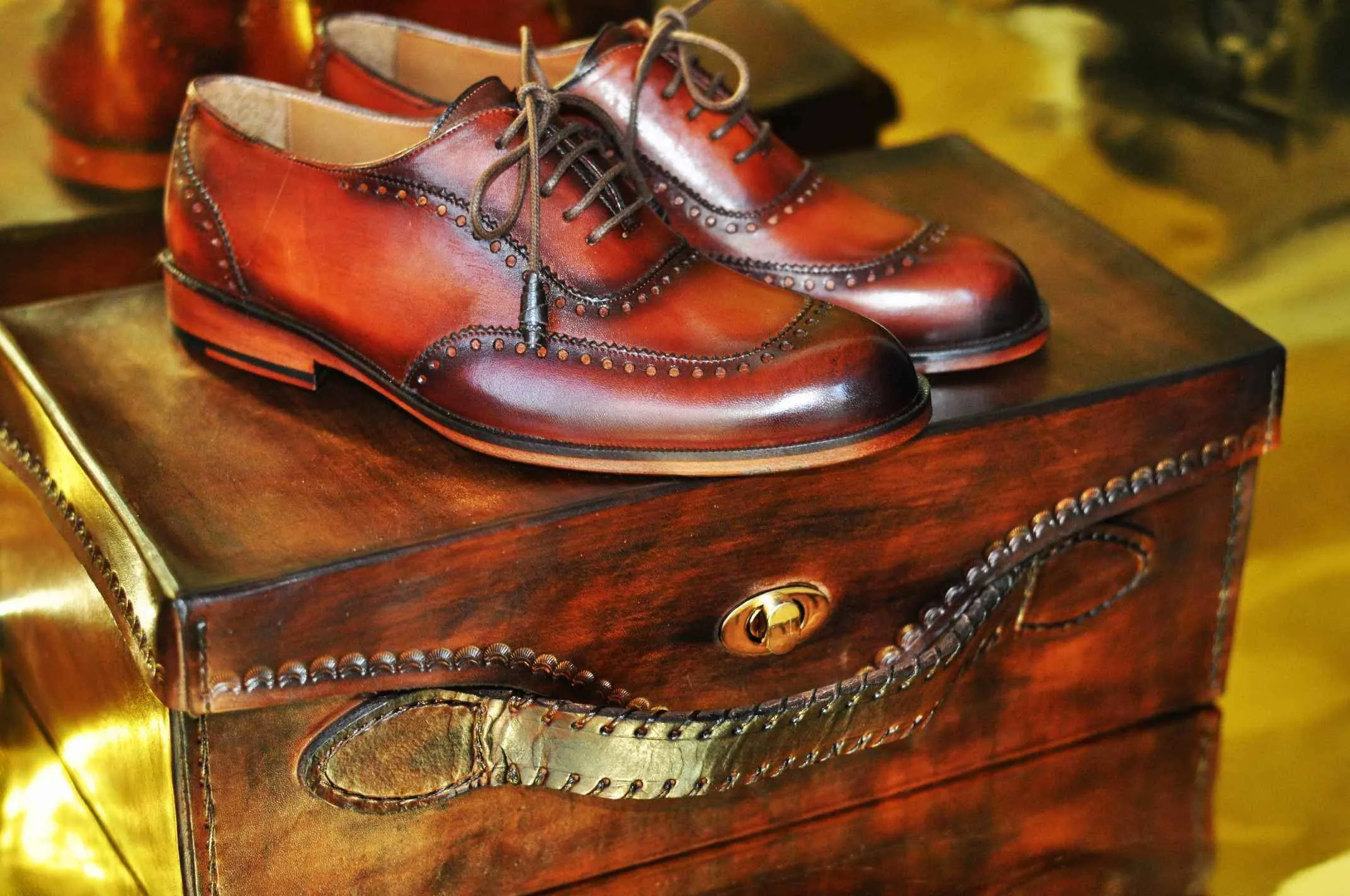 TucciPolo Mens Handmade Wingtip Oxford Style Bordeaux Luxury Shoe